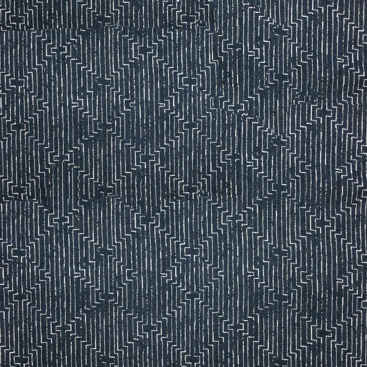 Round Pet Bed in Midnight Malamute